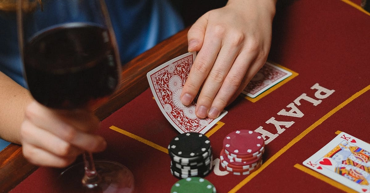 Элитный стол для блэкджека в премиальном казино